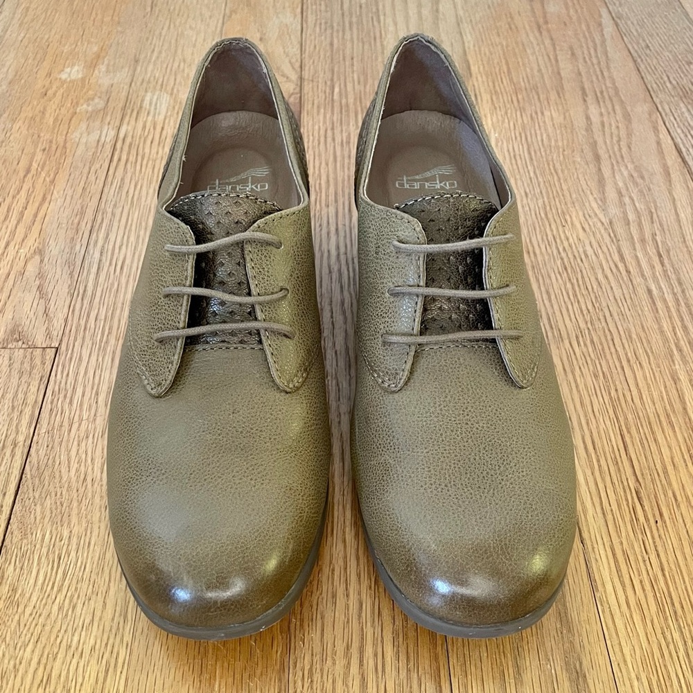 Dansko Louise Burnished Nappa Leather Oxfords - Taupe - Womens EU 38